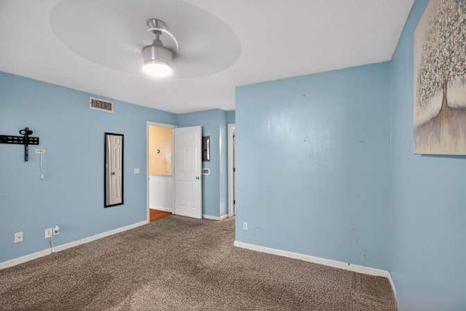 Alcove Rooms's room