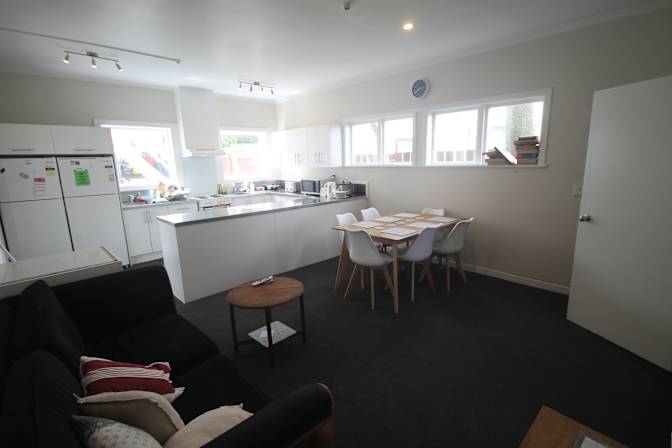 Conwae's room