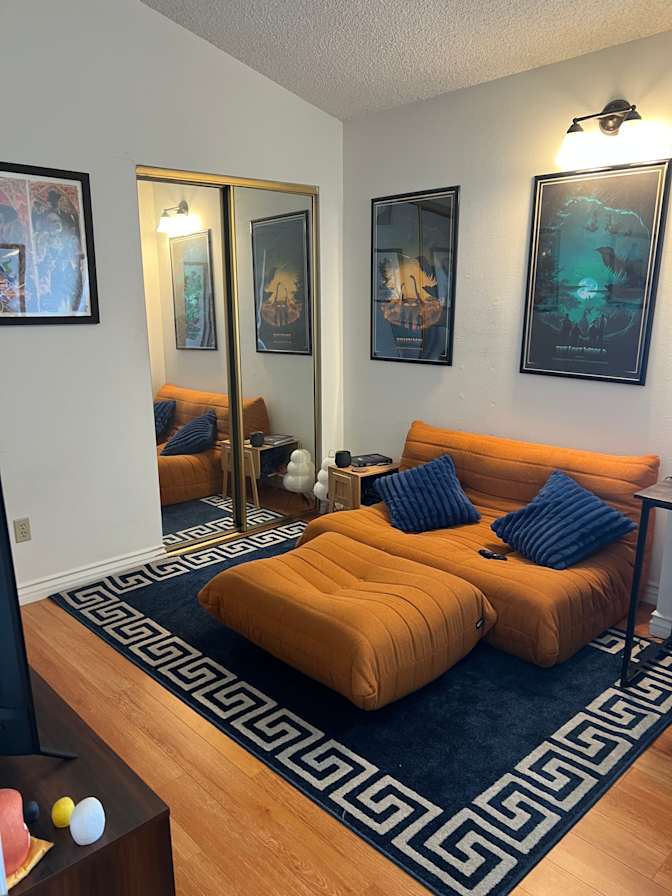 Dustin Tylman's room