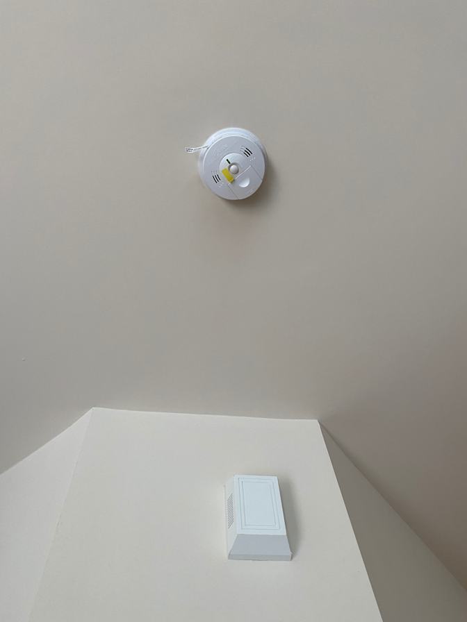 Alcove Rooms's room