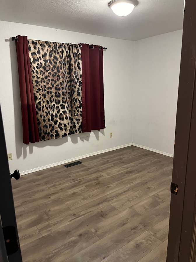 Cio's room