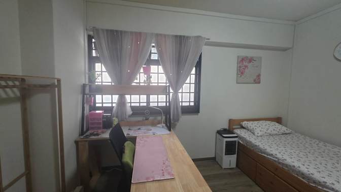 Michael CK and Wie's room