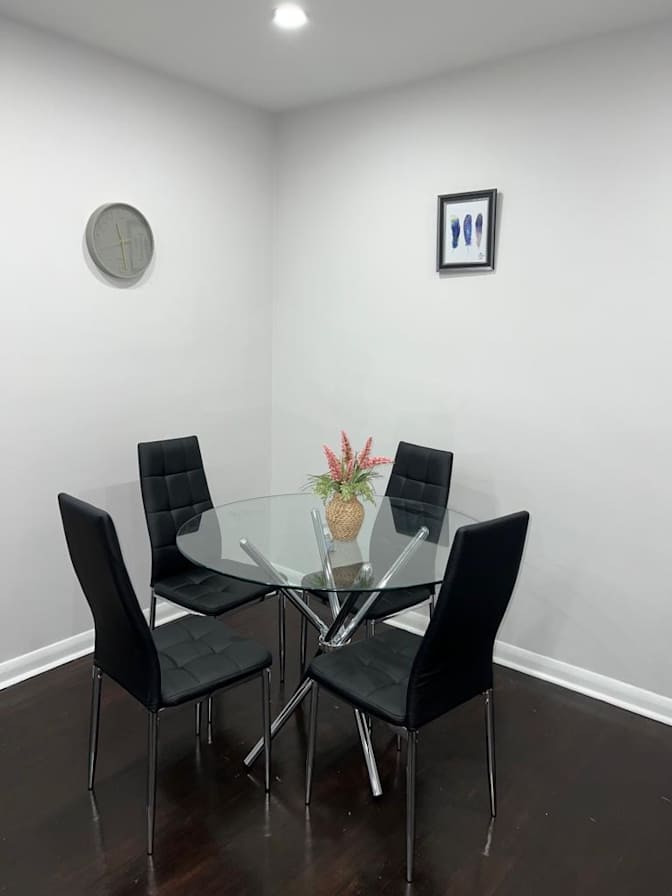 Ayokunle Laleye's room