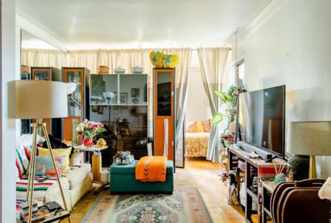 Glorya's room