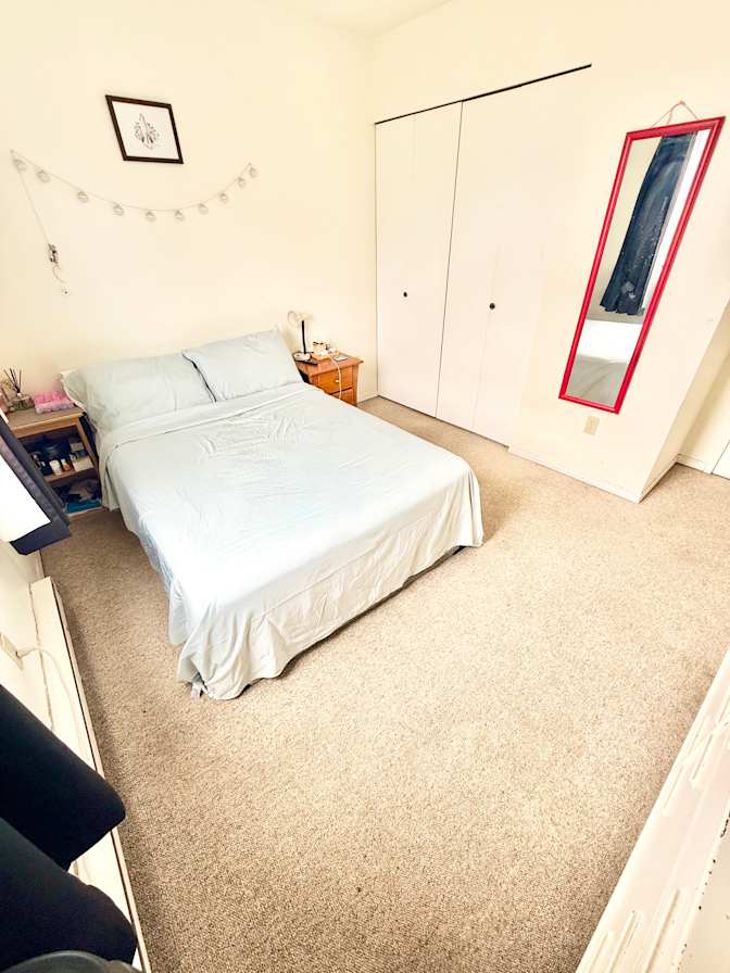 Ame's room