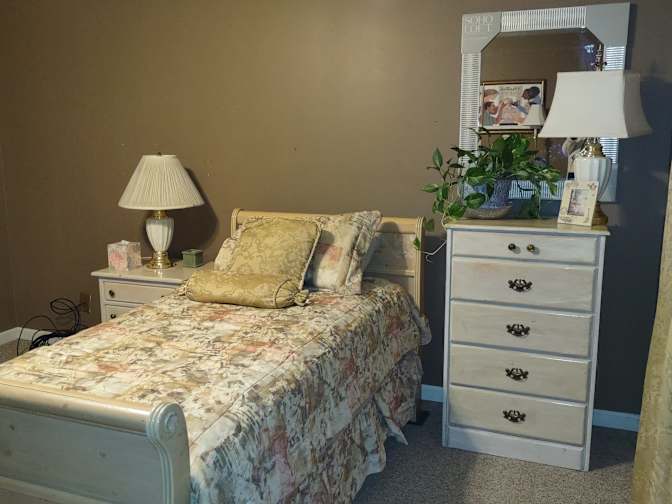 Glenn's room