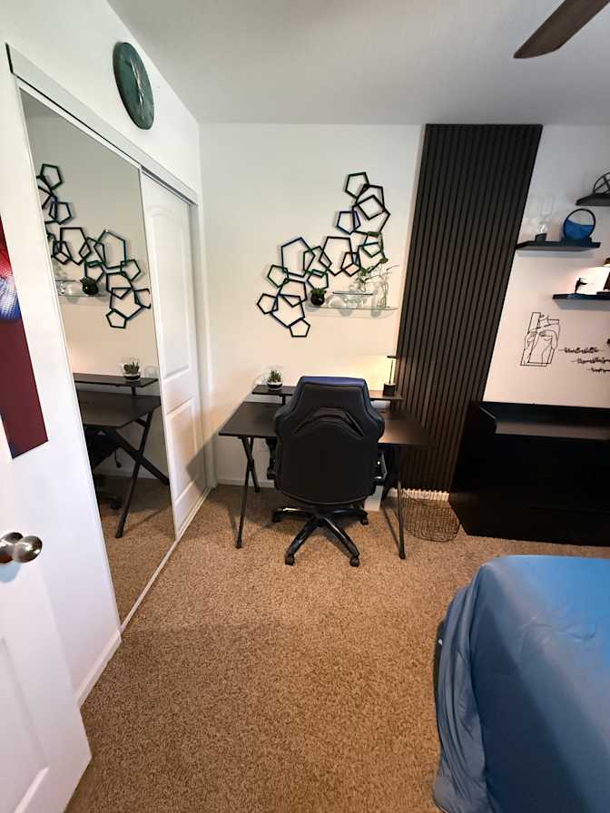 Muhammet Genc's room