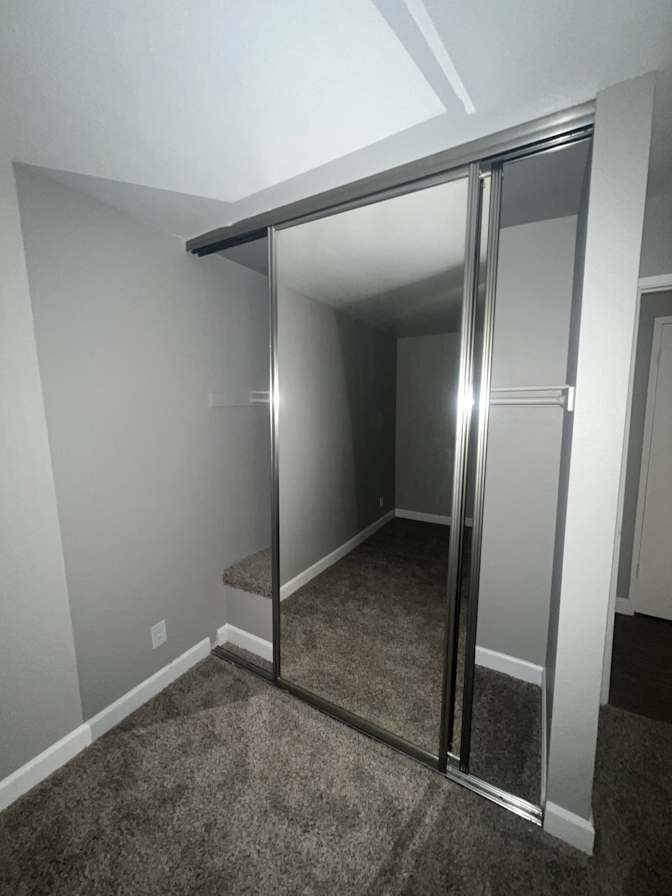 Daphne's room