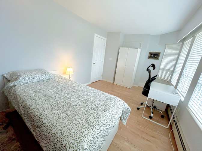 Shahram's room
