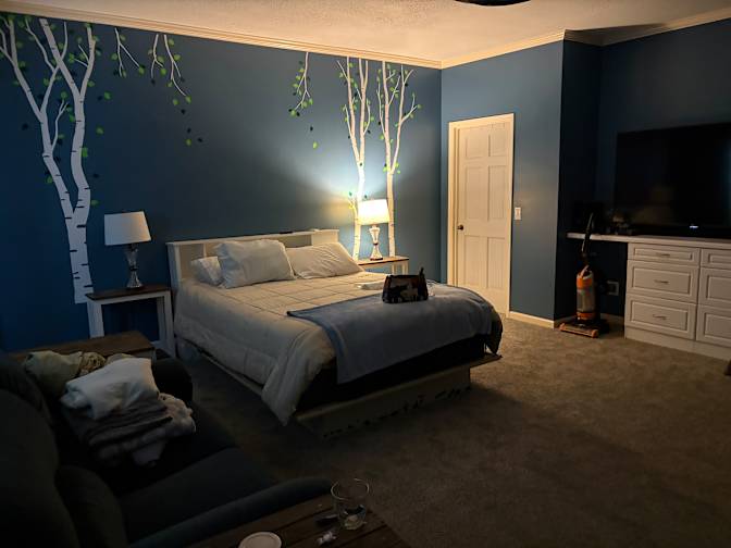 Carolyn's room