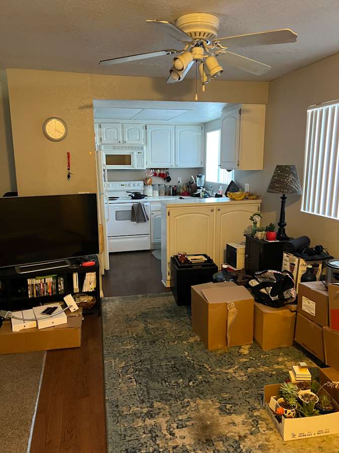 Alfredo's room