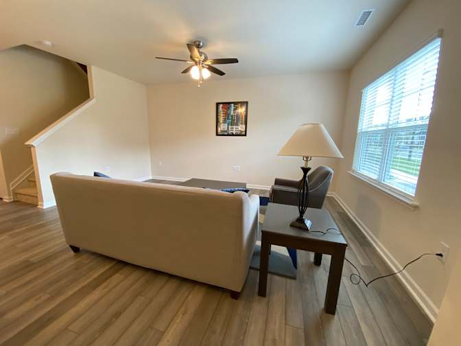 Alcove Rooms's room