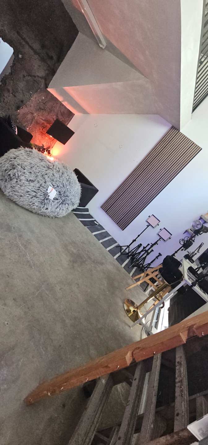 Kelvin's room