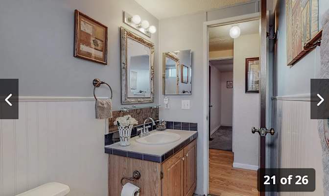ABQ-border Progressive Home's room