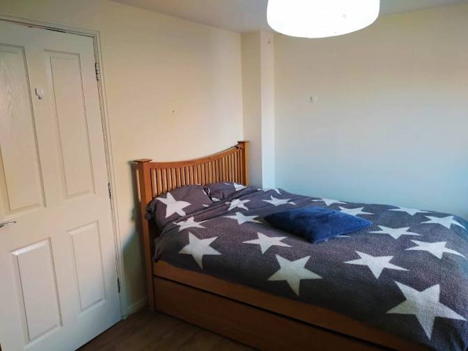 Vic's room