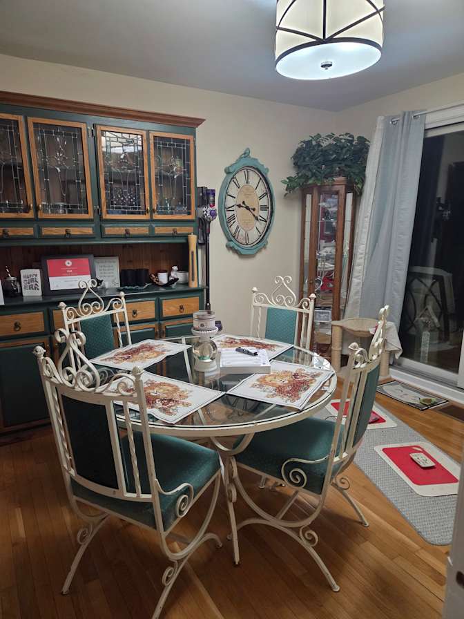 Mary-Sue Hart's room