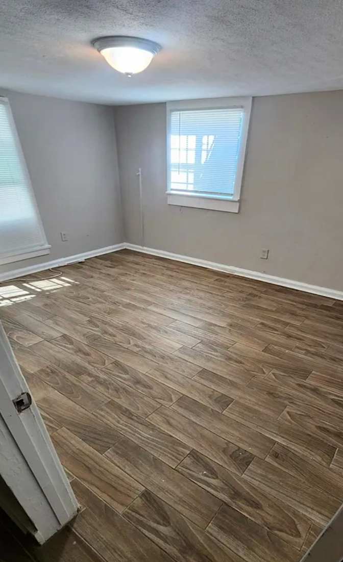 Alcove Rooms's room