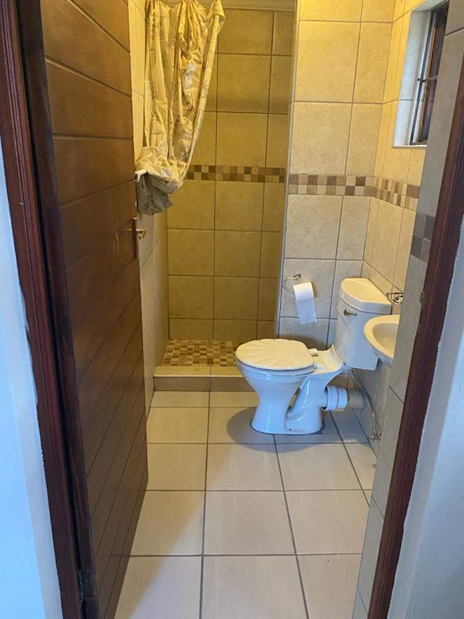 Ratilwe's room