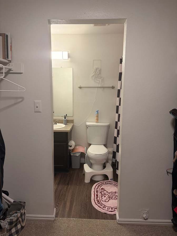 Sophie love's room