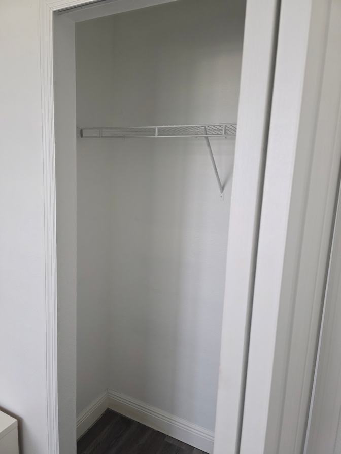 Mauricio's room