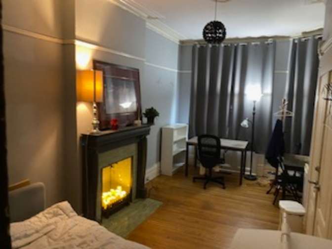 Wayne's room