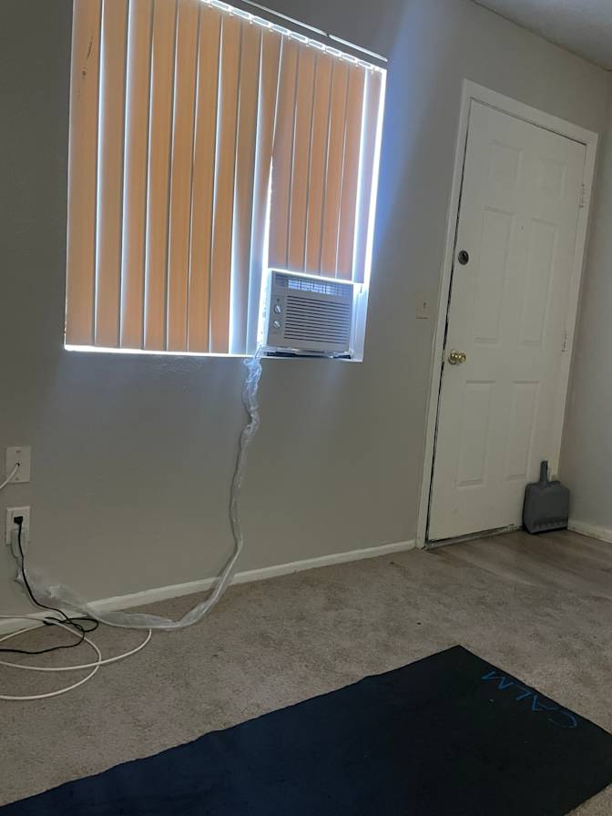 Jose's room