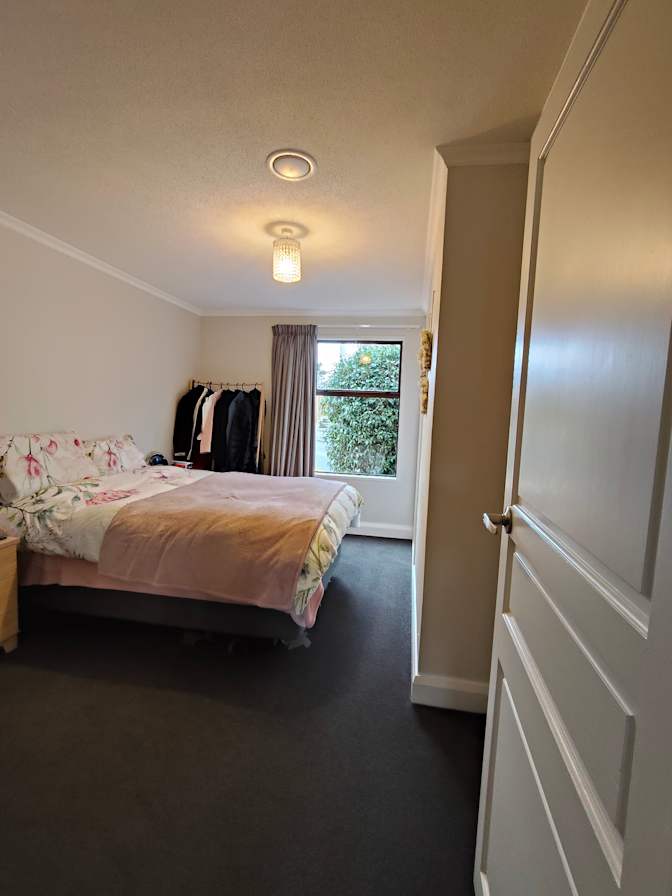 Vivian's room