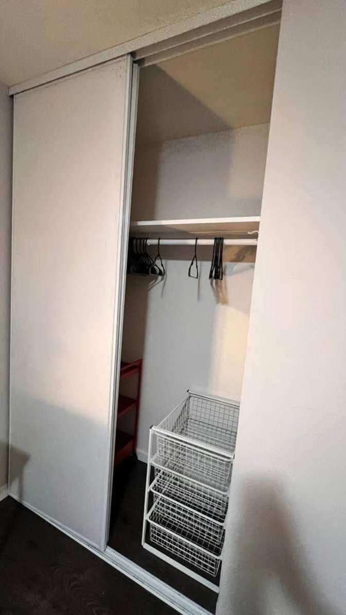 Alisa's room