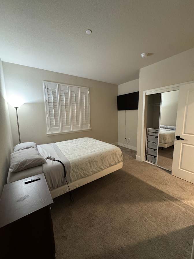 Rhonda's room