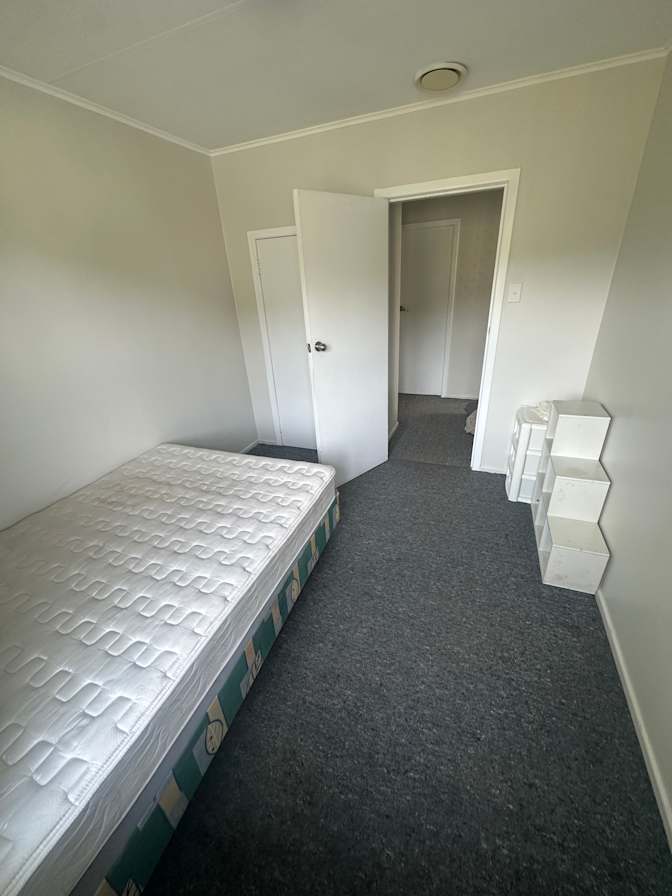 Annalise's room