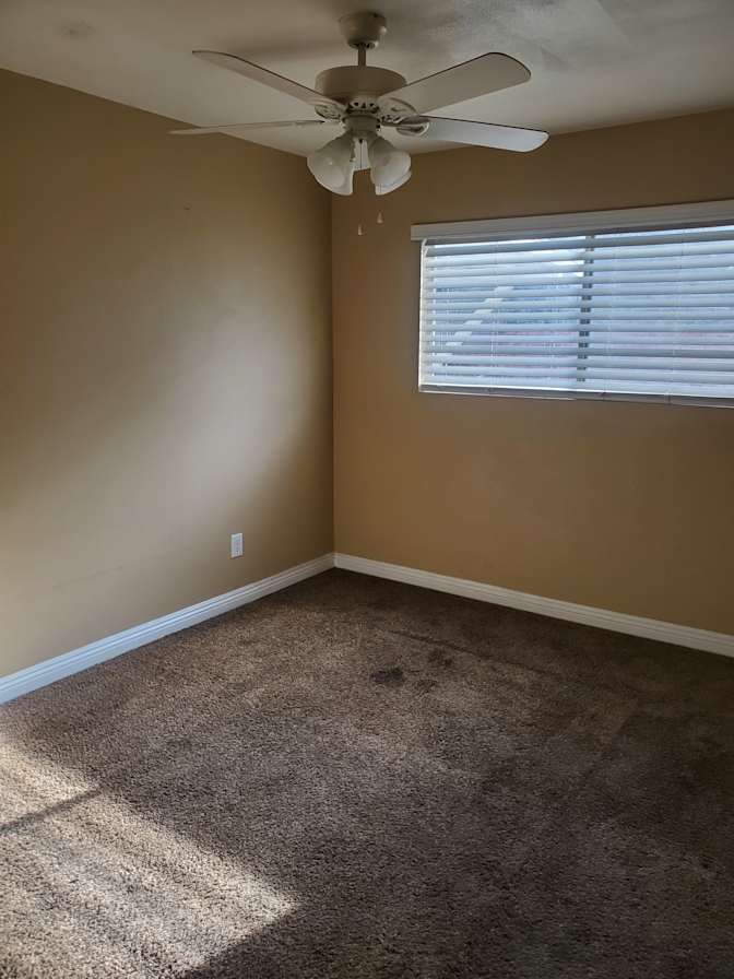 BEN RUIZ's room