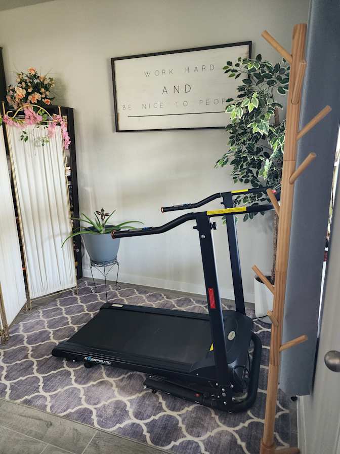 Ana's room
