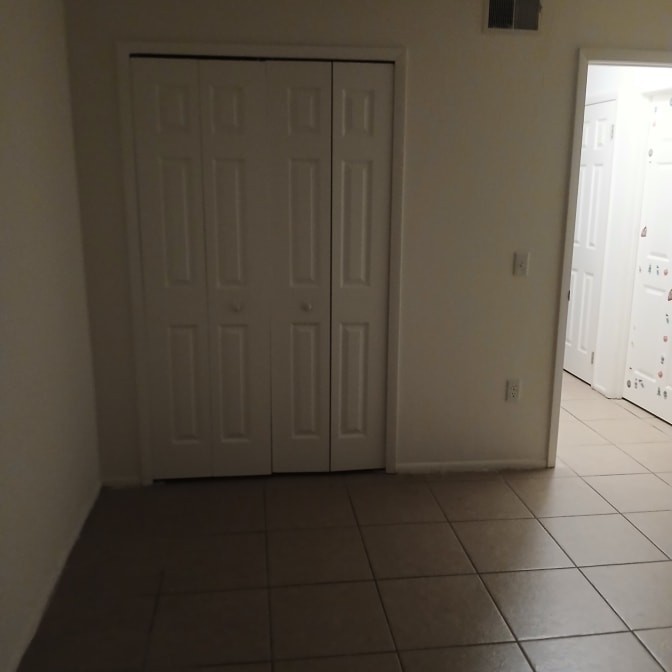 Jeanette's room