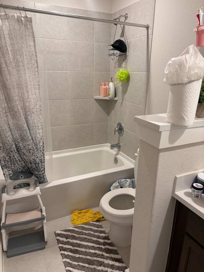 lucky's room
