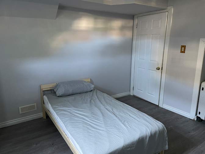 Sara's room