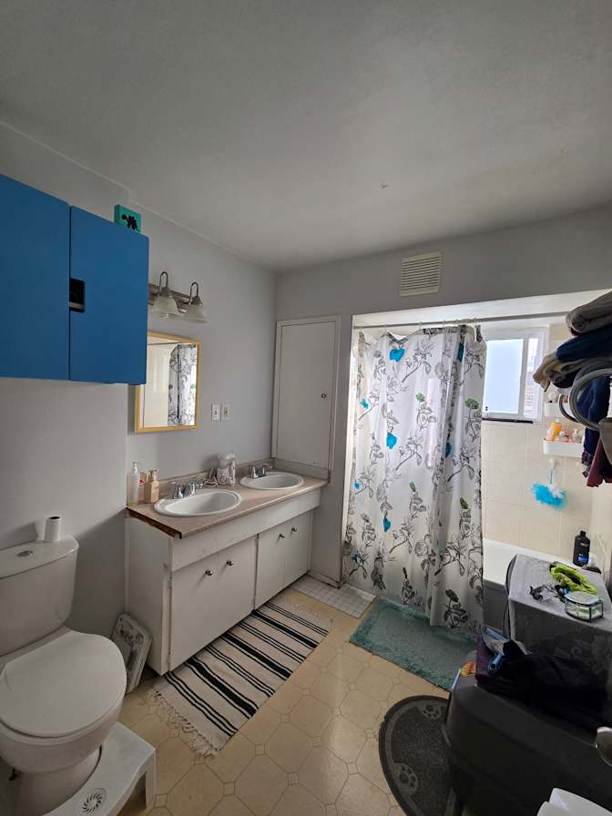 Sam's room