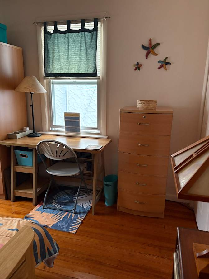 Maureen's room