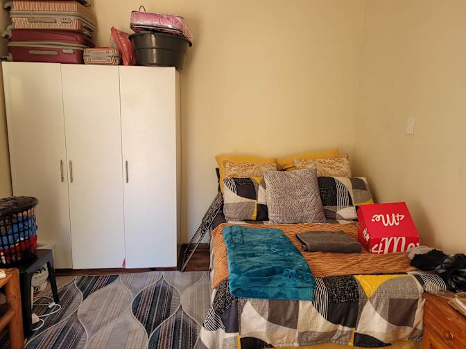 Thomas Sello's room