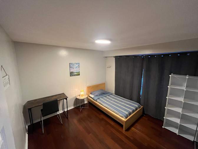 Vic's room