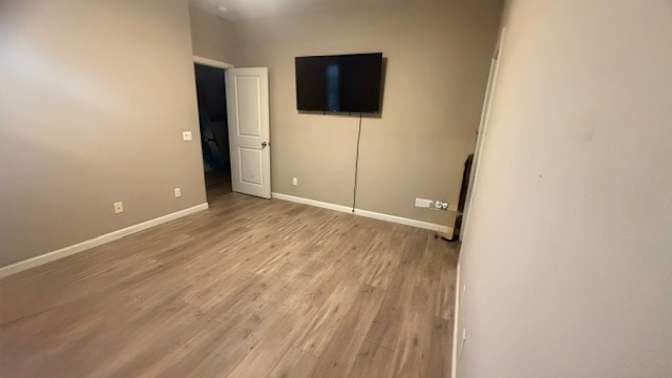 Ve's room