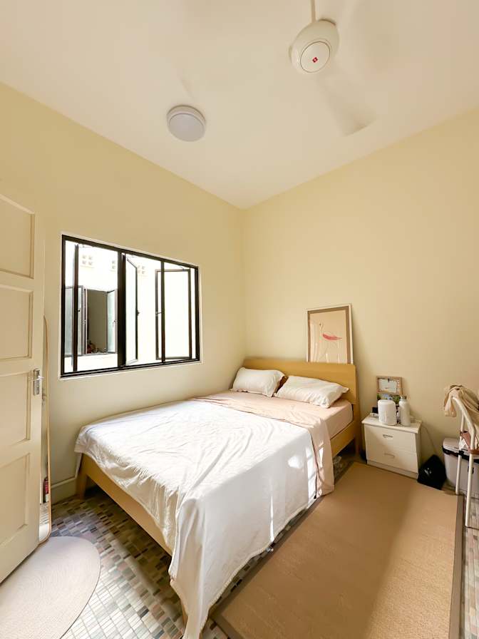 Tracy's room
