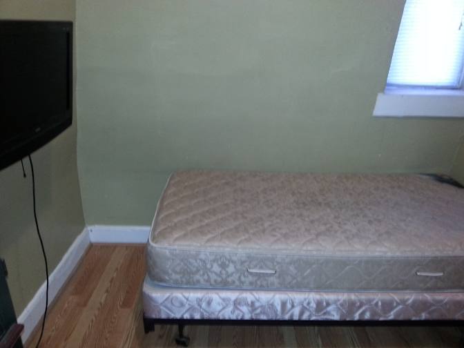 Kevin M White's room
