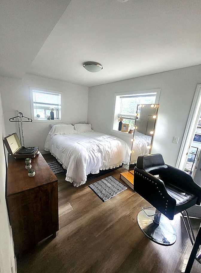 Francine's room