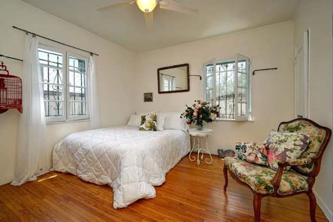 ROSEANNE NAVADEL OLIVER's room