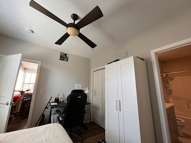 davide's room