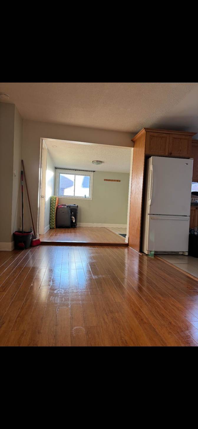 Aws's room