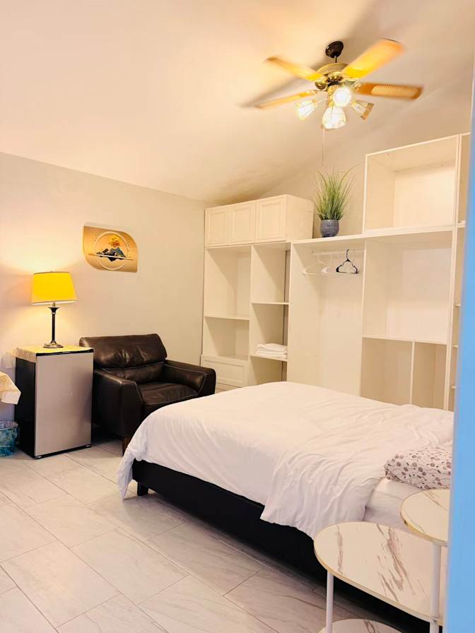 Andy Chen's room