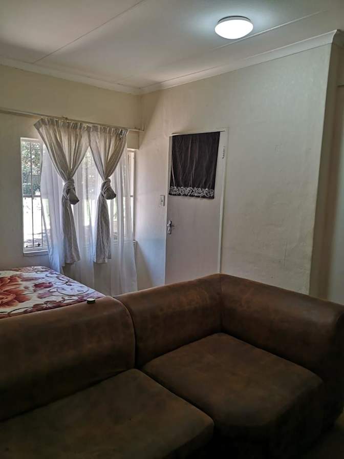 Kevine Yondo's room