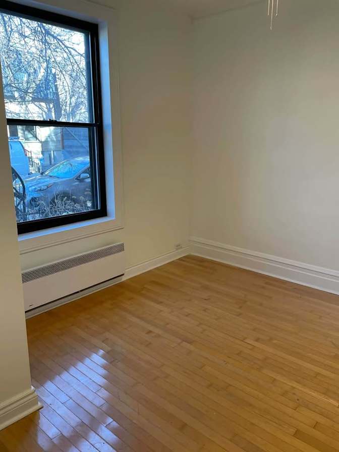 Chloé's room