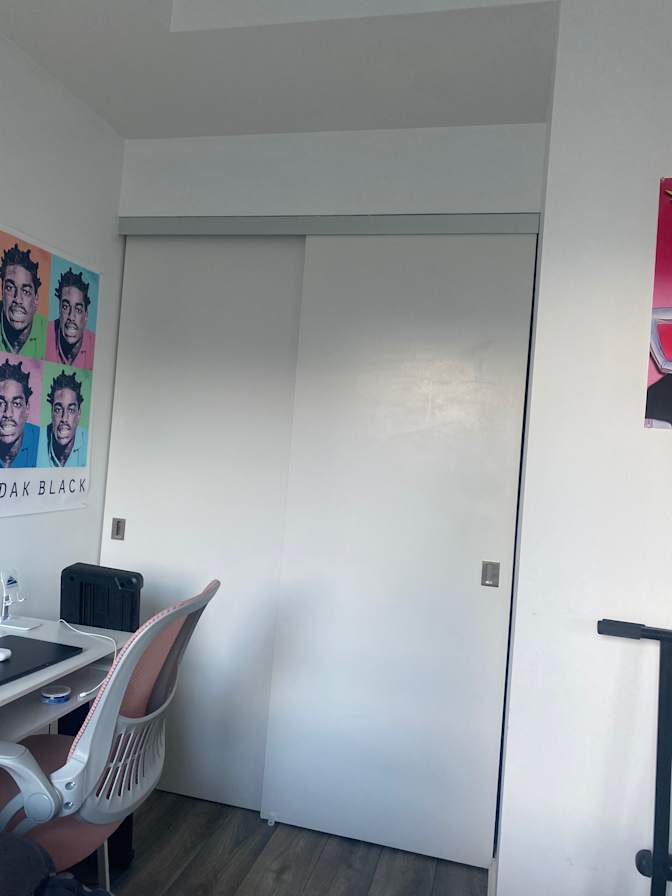 Winston's room